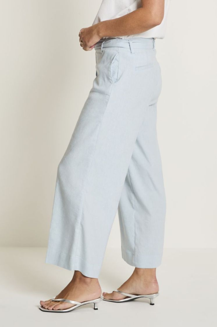 Cloë (Belt) Flowy Linen 328 Ice Blue