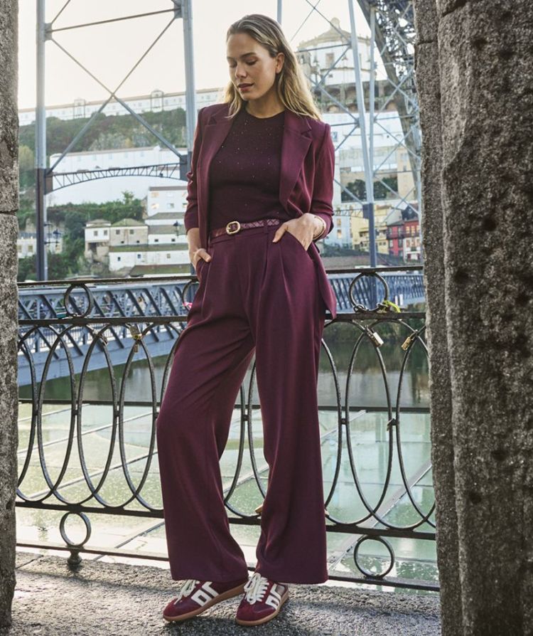  burgundi