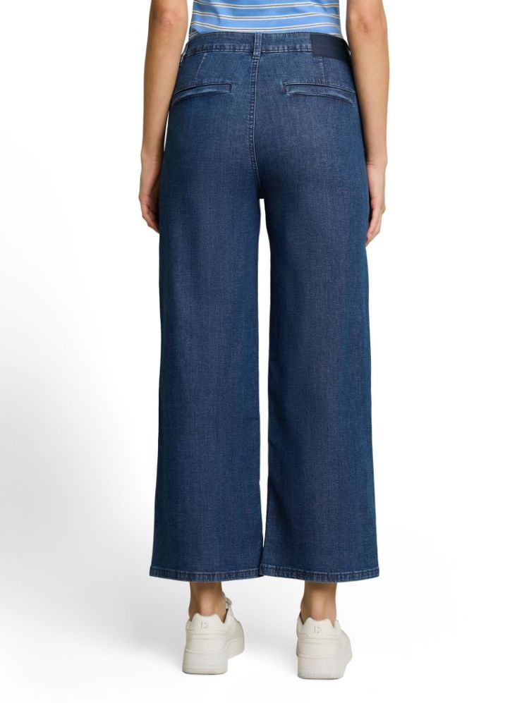  10136 dark blue