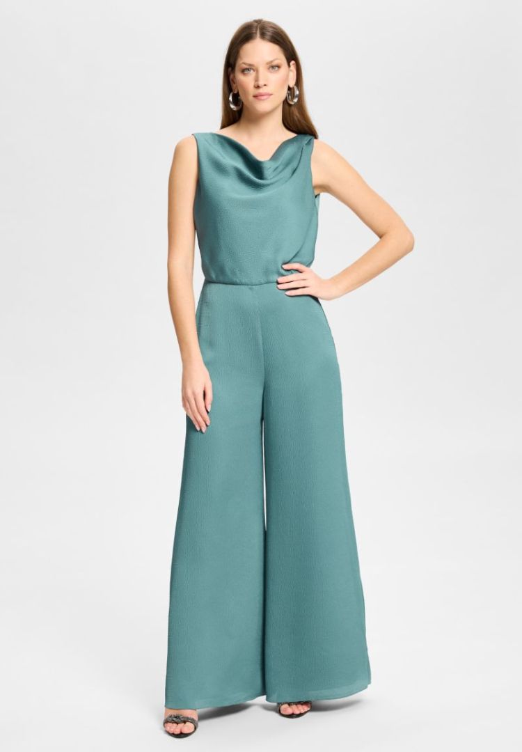  537 teal green