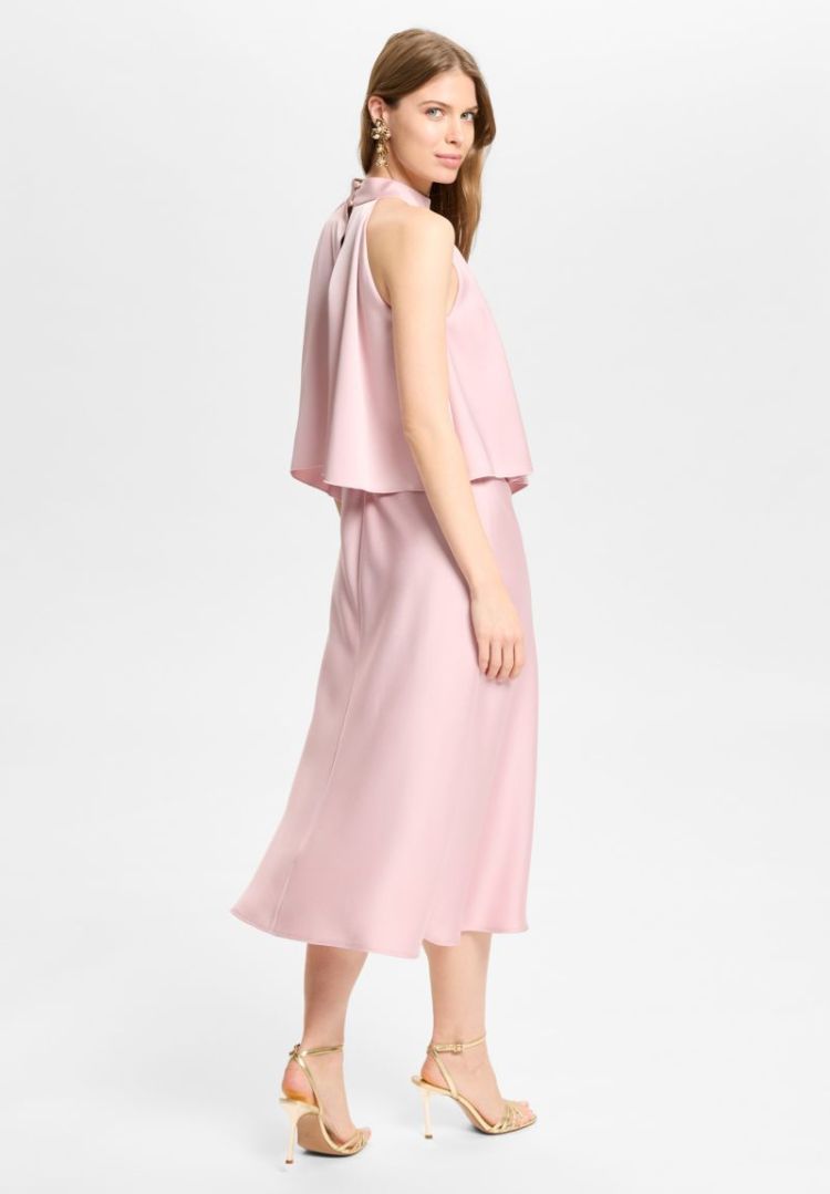  697 soft pink