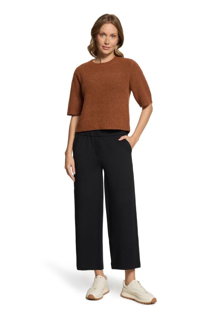  7711 Dark Brown