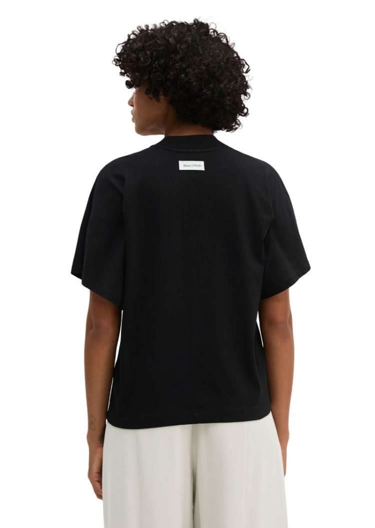  0001 Black