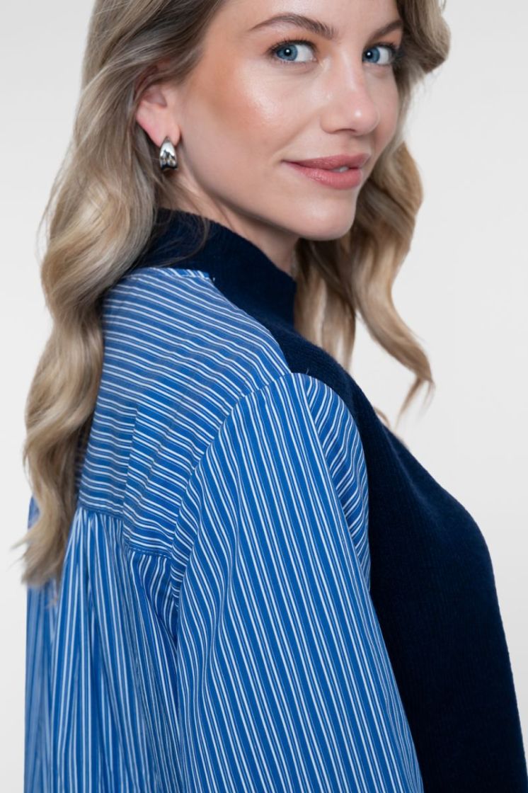  000675 navy