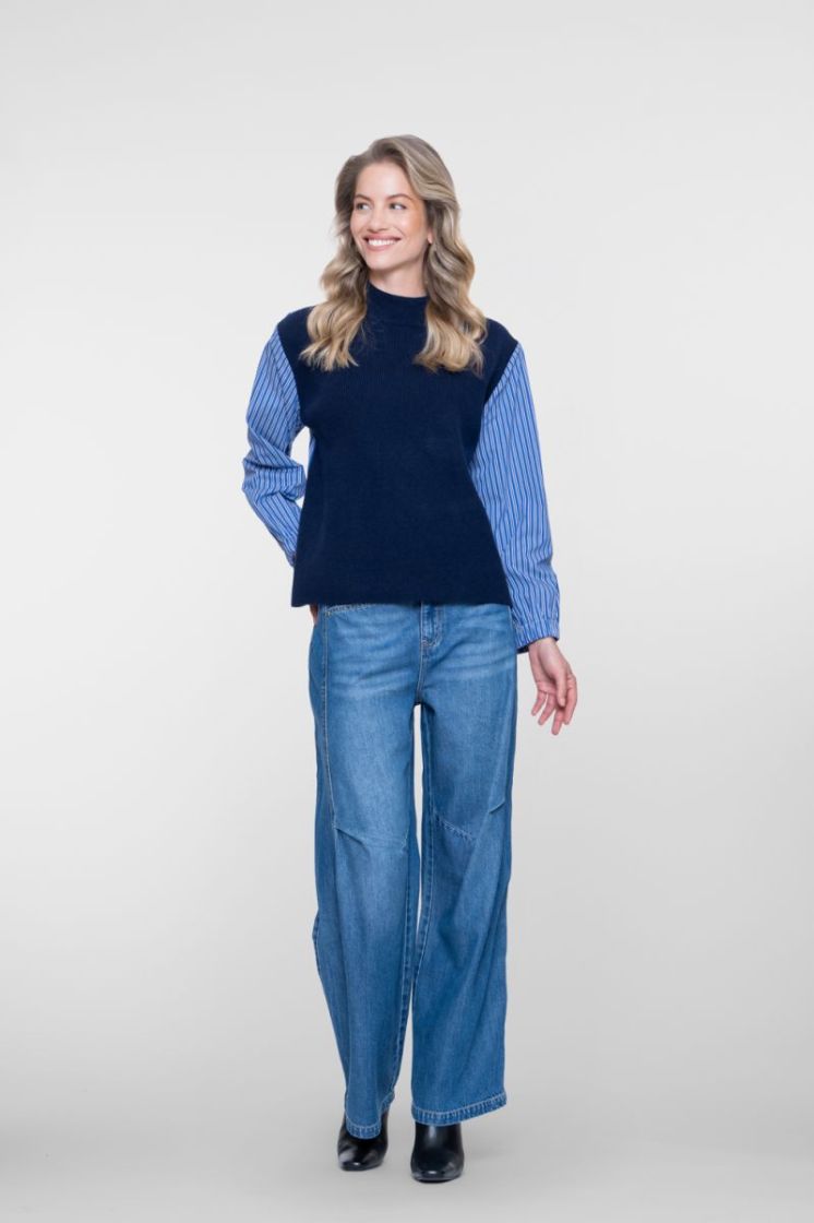  000675 navy