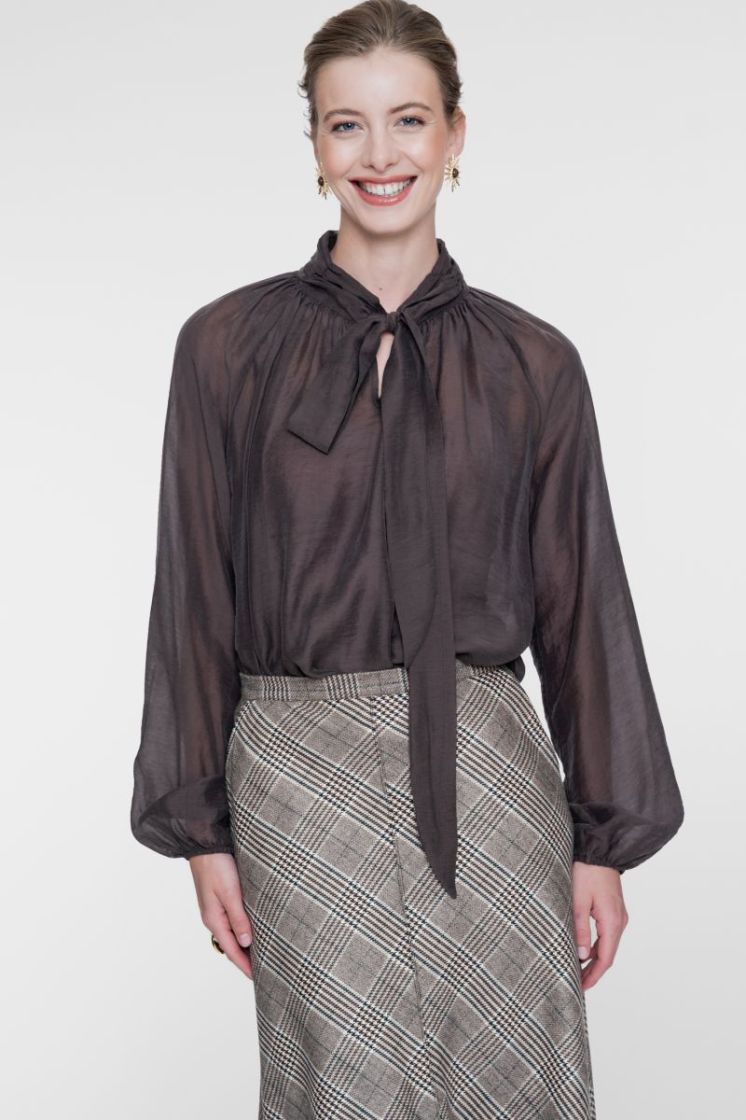  000775 brown