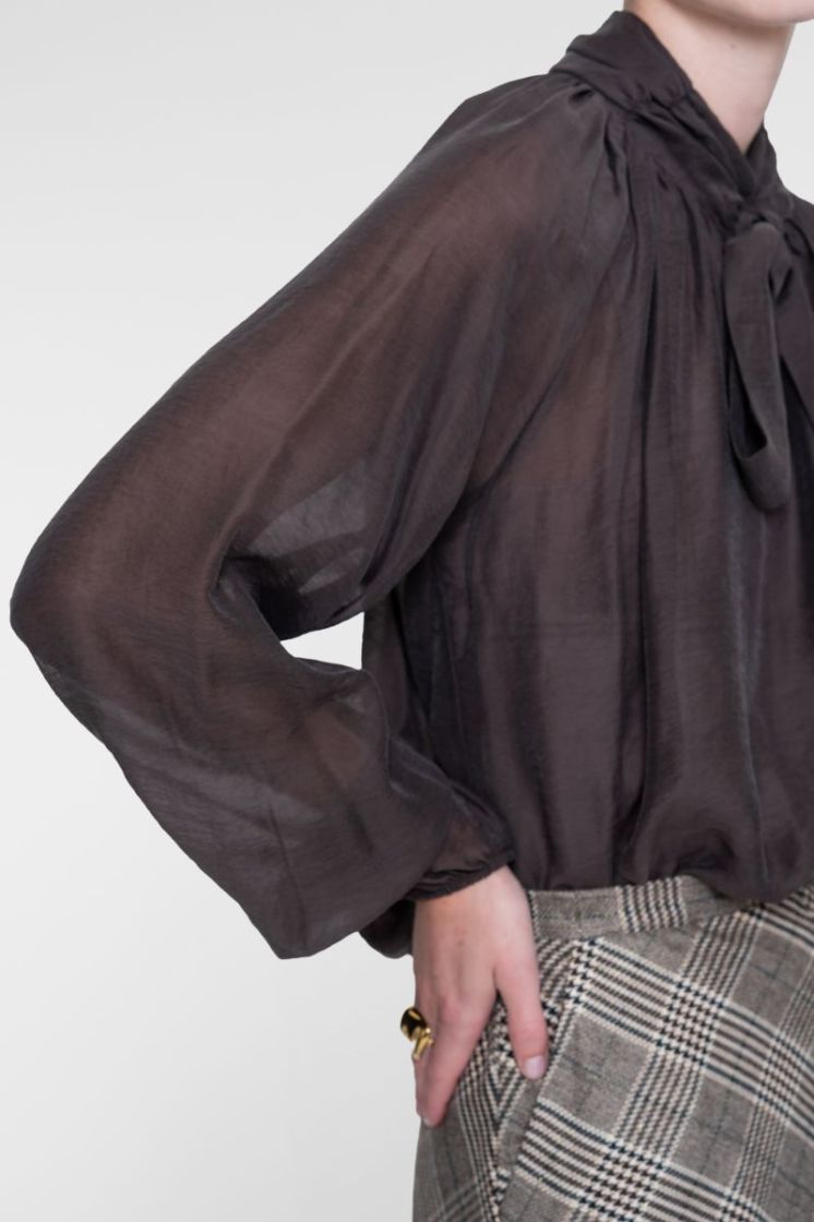  000775 brown