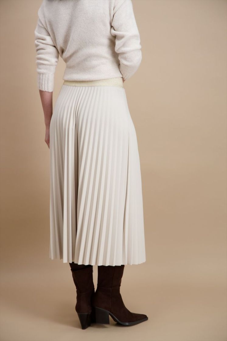  2 beige