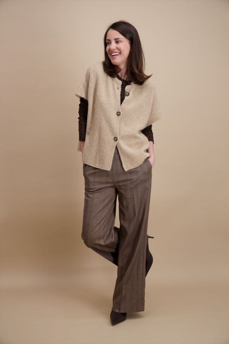  2 beige