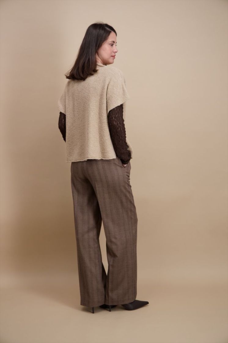  2 beige