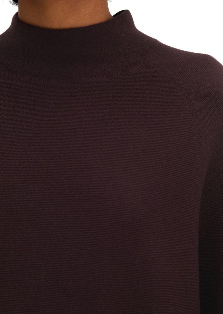  6939 Black Cher
